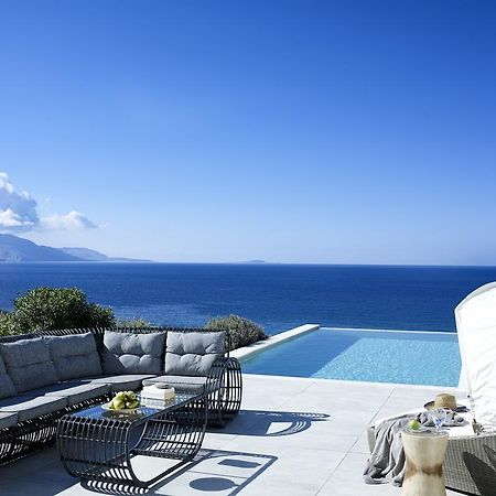 Arpathea Villas 弗伊尼基昂 外观 照片
