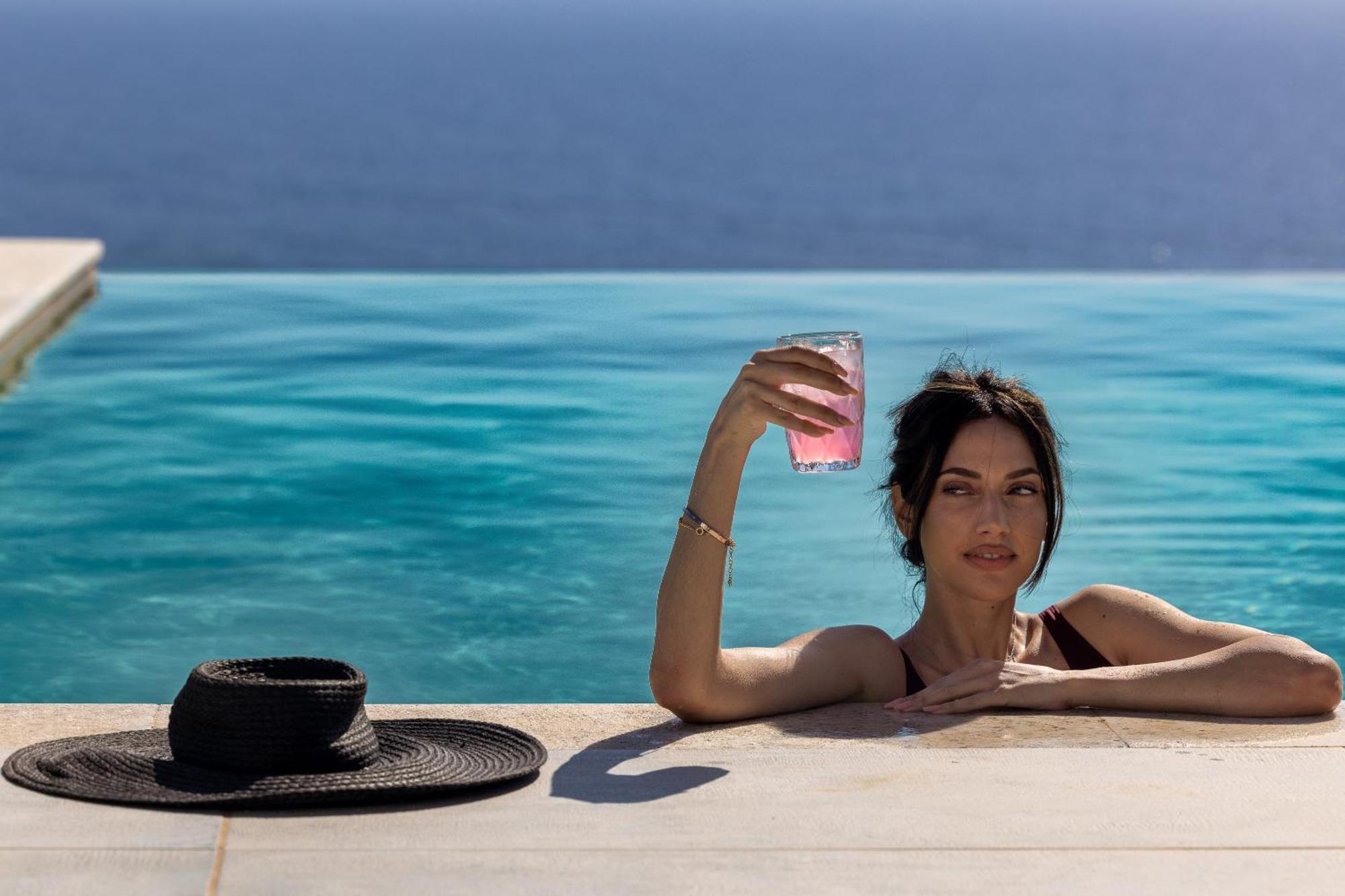Arpathea Villas 弗伊尼基昂 外观 照片