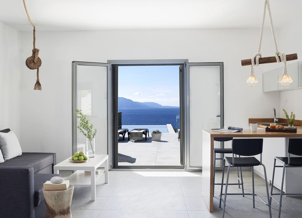 Arpathea Villas 弗伊尼基昂 外观 照片
