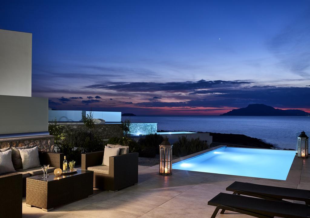 Arpathea Villas 弗伊尼基昂 外观 照片